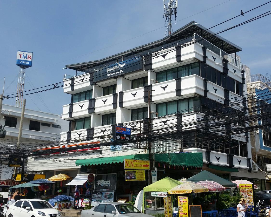 Hotel Barfly Pattaya Jomtien Beach Exterior foto